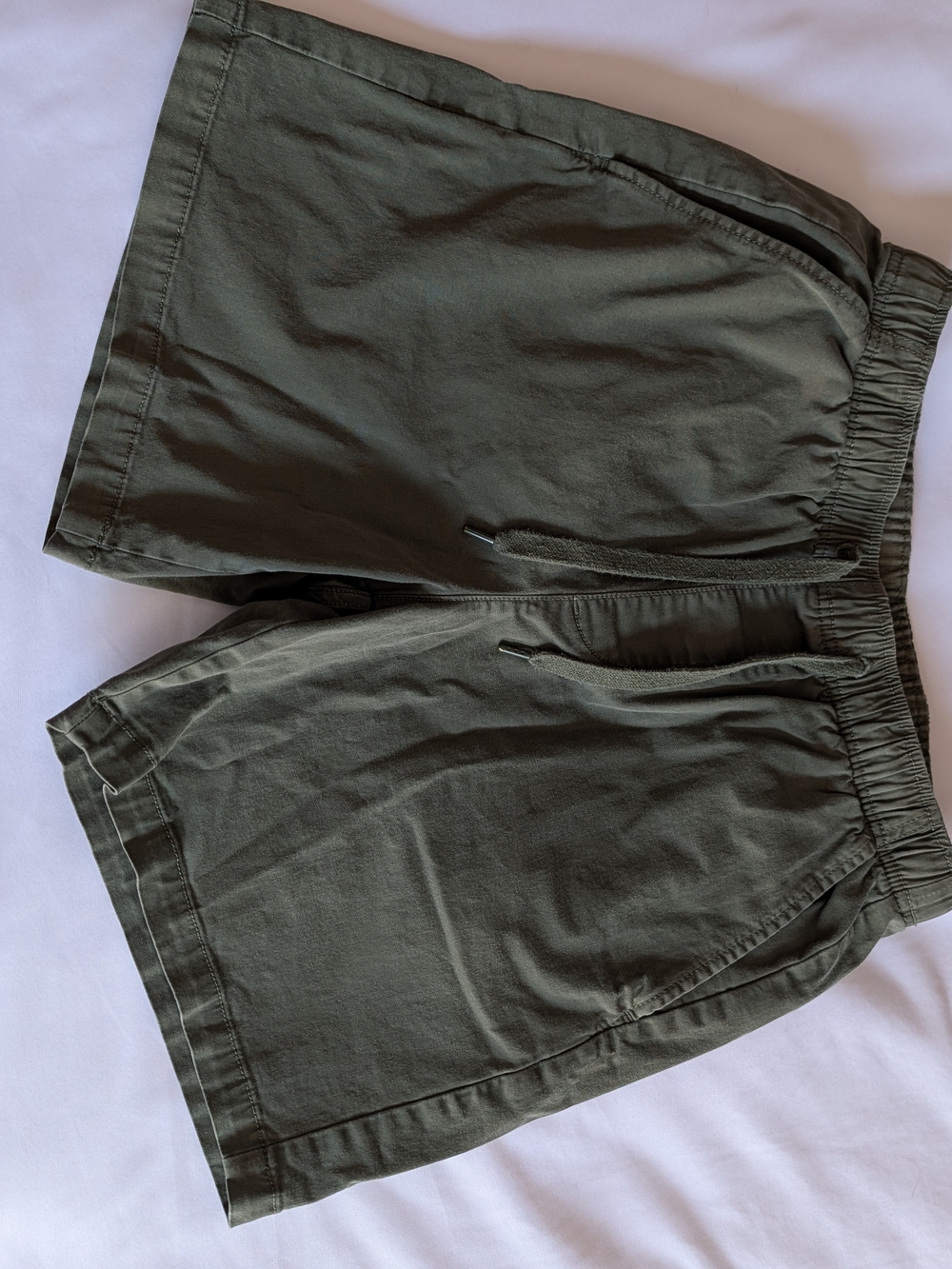 GAP Men's Flat Front Shorts in Olive Green